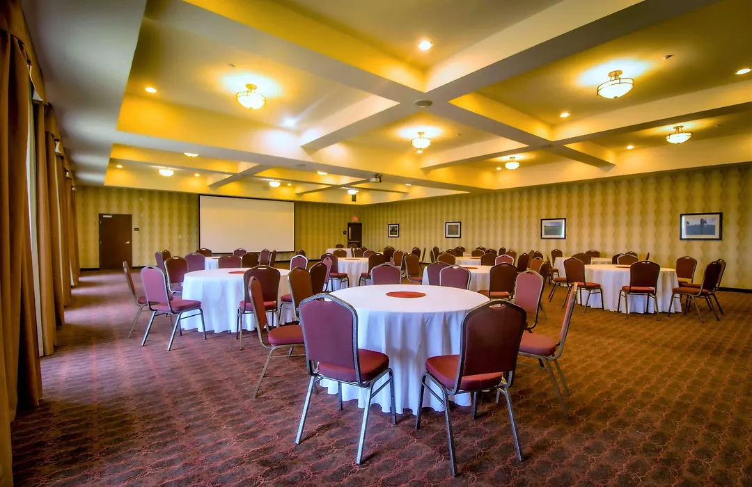 Hampton Inn & Suites Bastrop-1