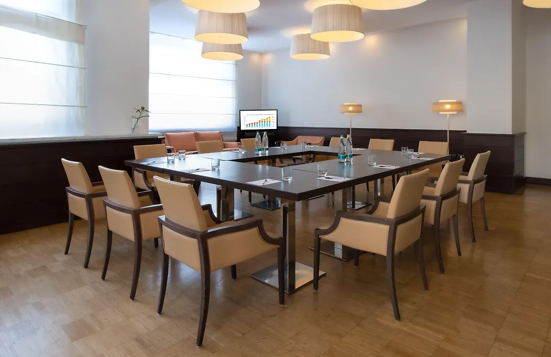B&B HOTELS Park Hotel Mondovì-1