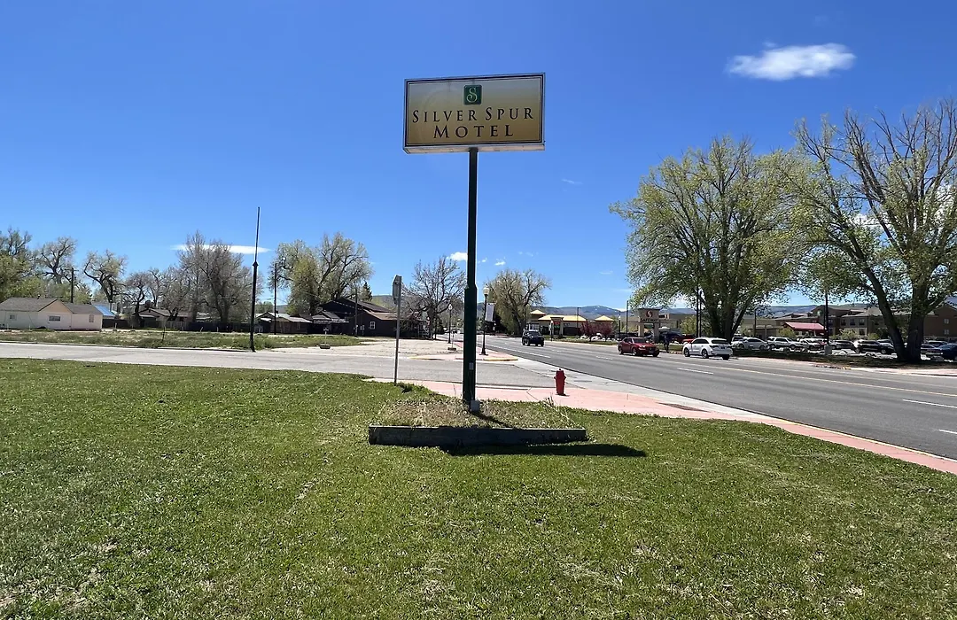 Silver Spur Motel-1