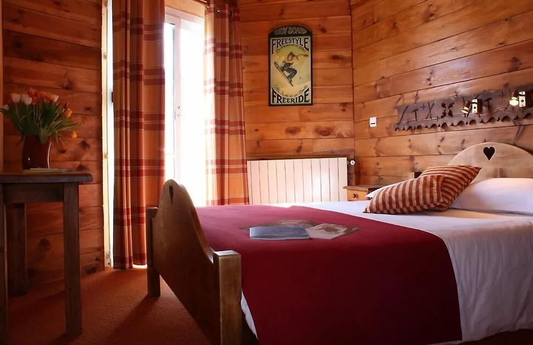 Hotel l'Ecureuil-1