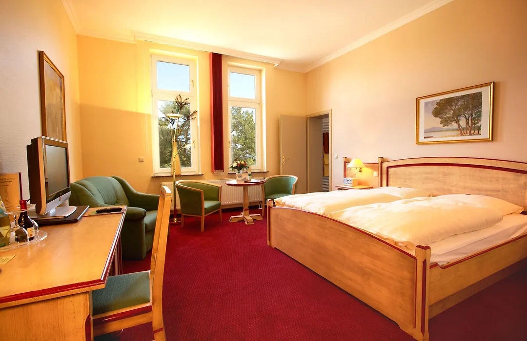Vineta Strandhotels-1