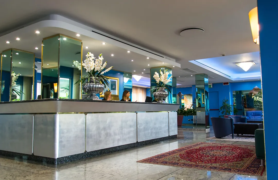 Hotel Royal-1