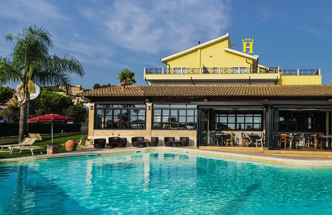 Hotel Villa Tirreno-1