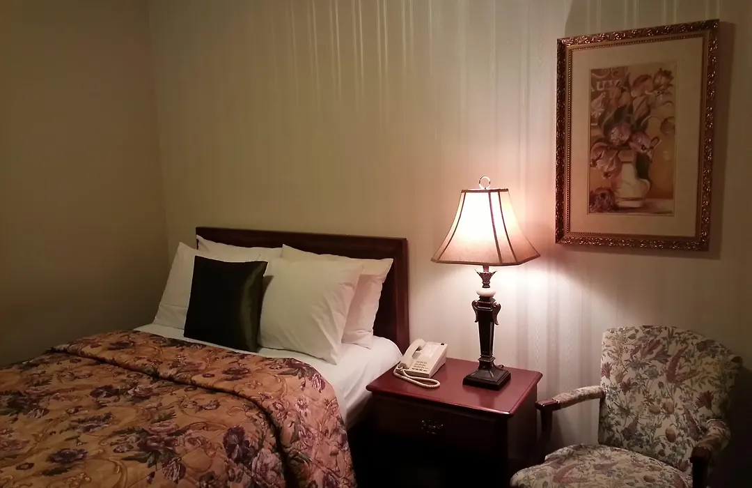 Kingston Hotel-1