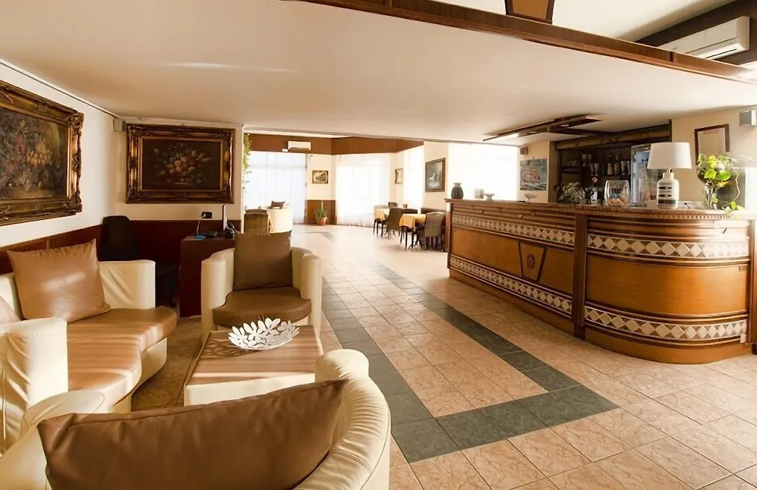 Hotel Scacciapensieri-1