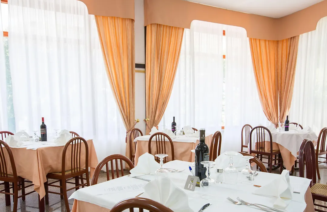 Hotel Mediterraneo-1