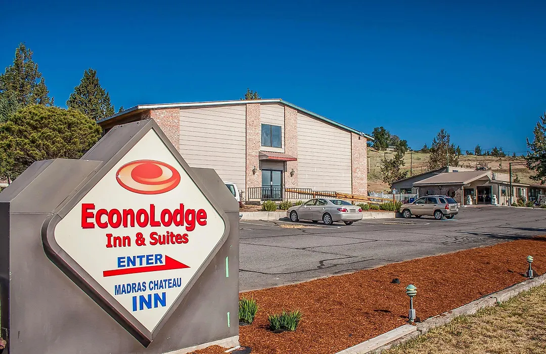 Econo Lodge Inn & Suites Madras-1