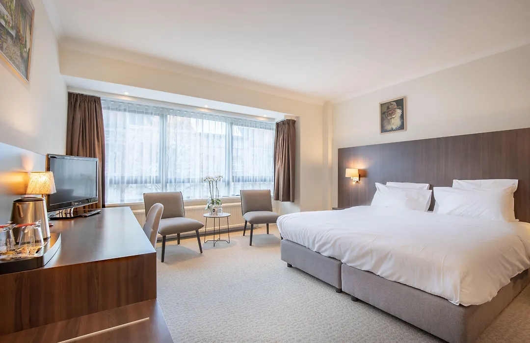 Hotel Carlton-1