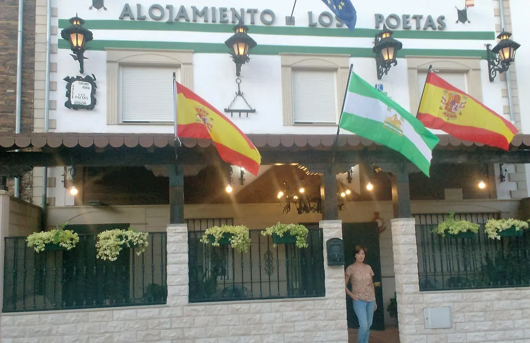 Alojamiento Los Poetas-1