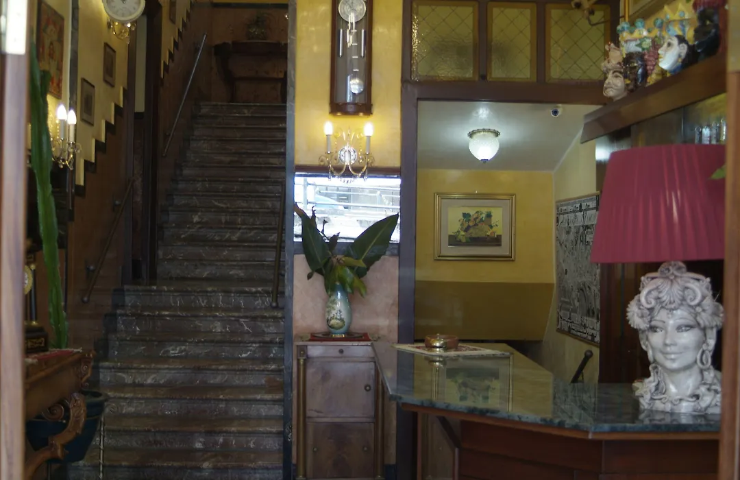Hotel Touring-1