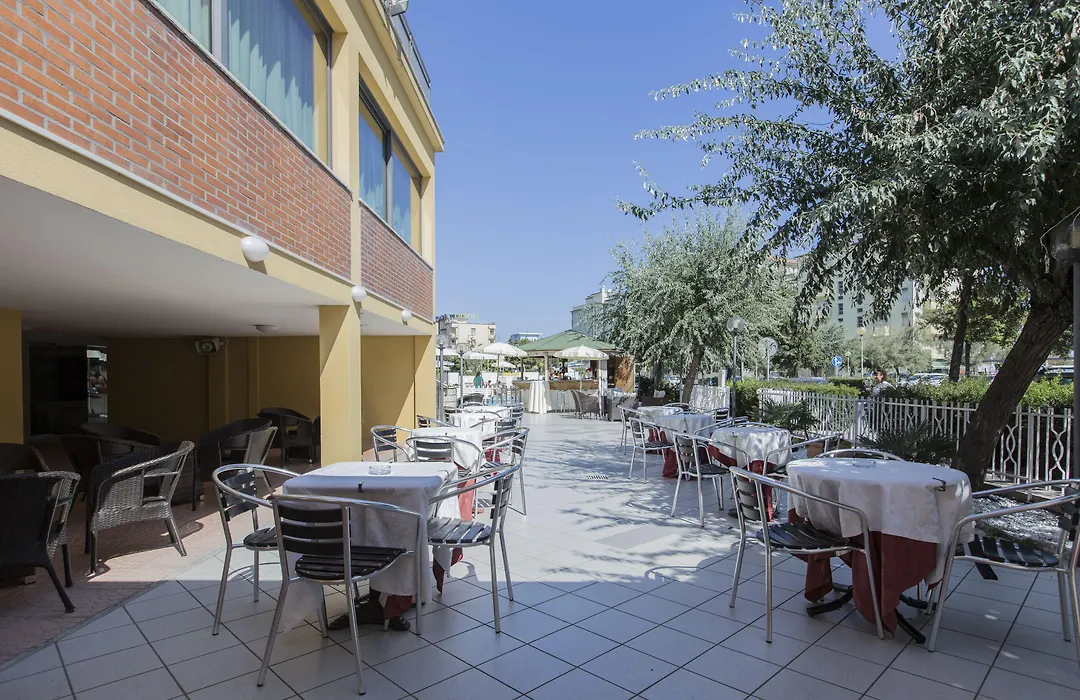 Hotel Silver-1