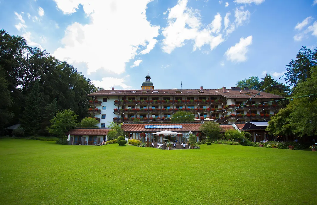 Yachthotel Chiemsee GmbH-1