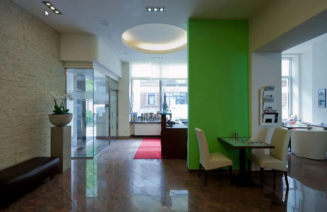 Hotel Aurora-1