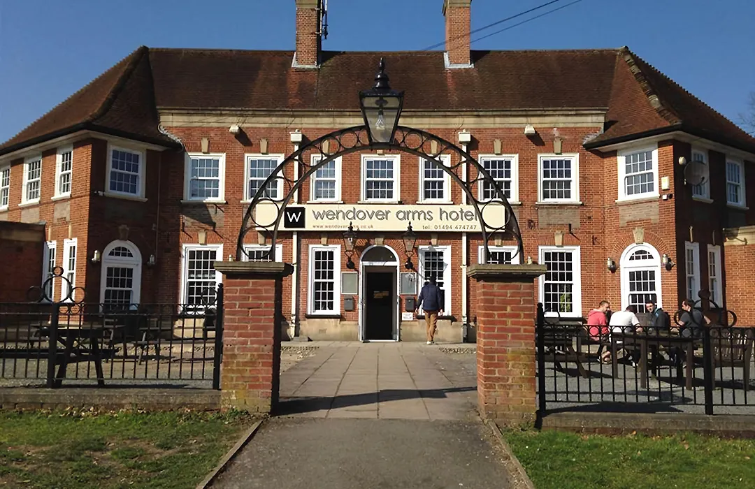Wendover Arms Hotel-1