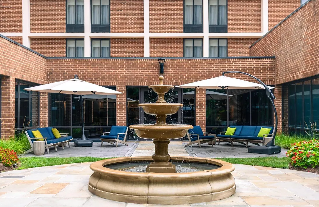 Doubletree By Hilton Mclean Tysons-1