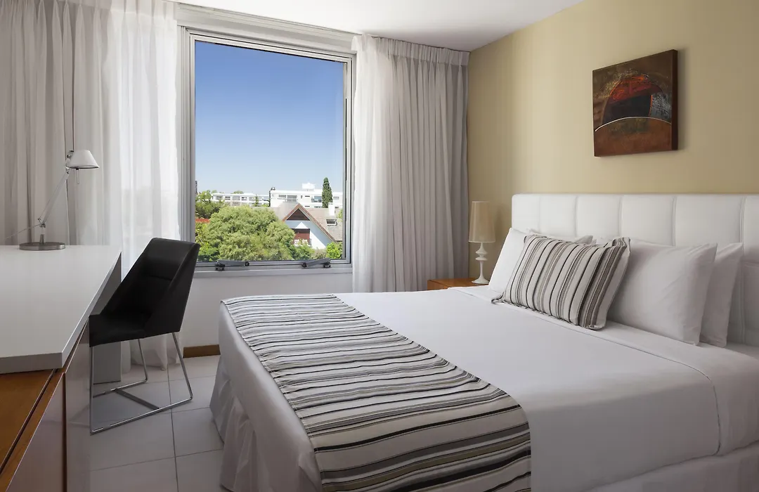 Real Colonia Hotel & Suites-1