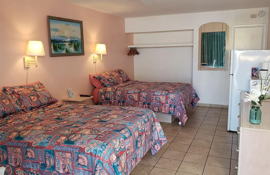 Caprice Motel - Wildwood-1