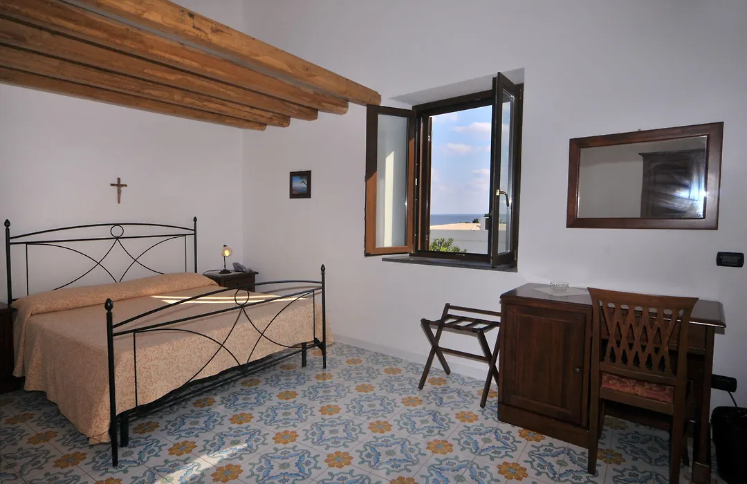 Hotel Villaggio Stromboli - isola di Stromboli-1