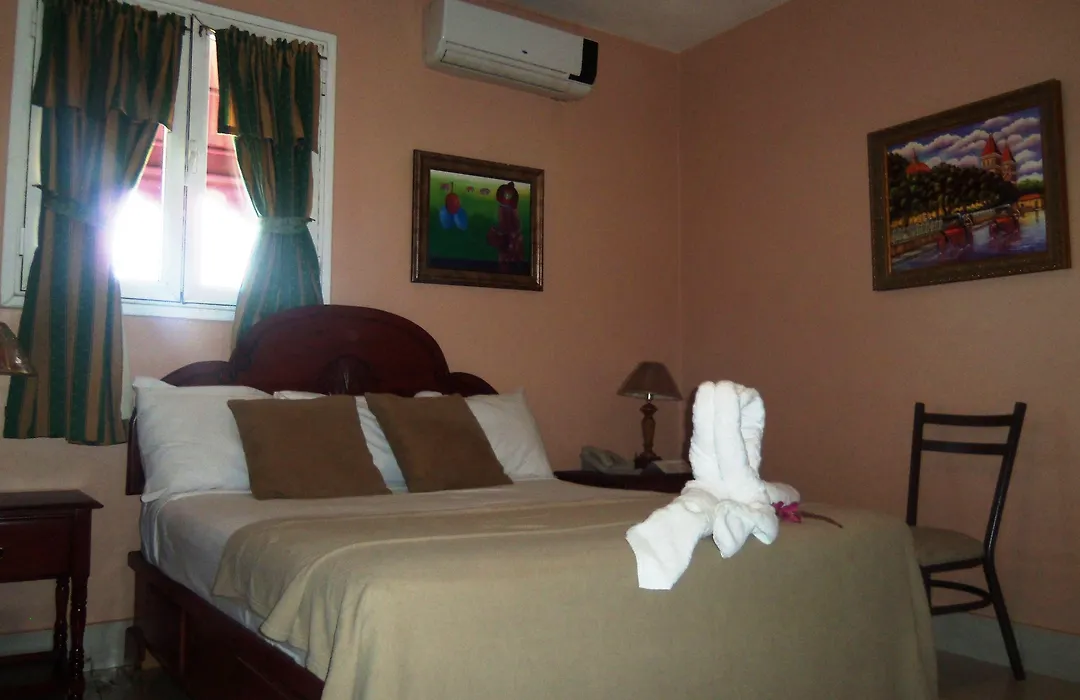 Hotel Discovery-1
