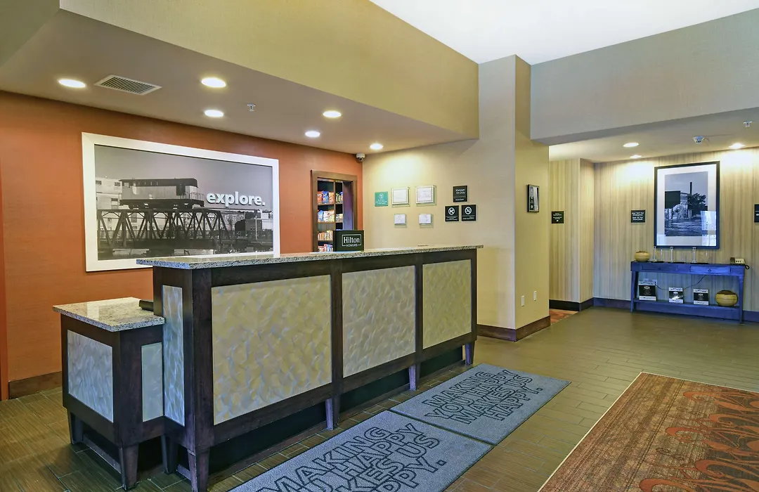 Hampton Inn Beloit-1
