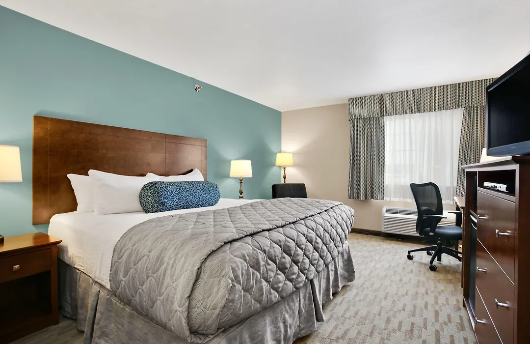 Baymont By Wyndham Minot-1