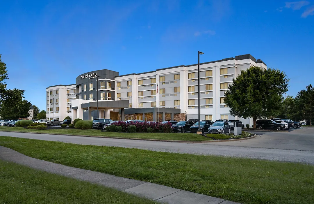 Courtyard By Marriott Evansville East-1