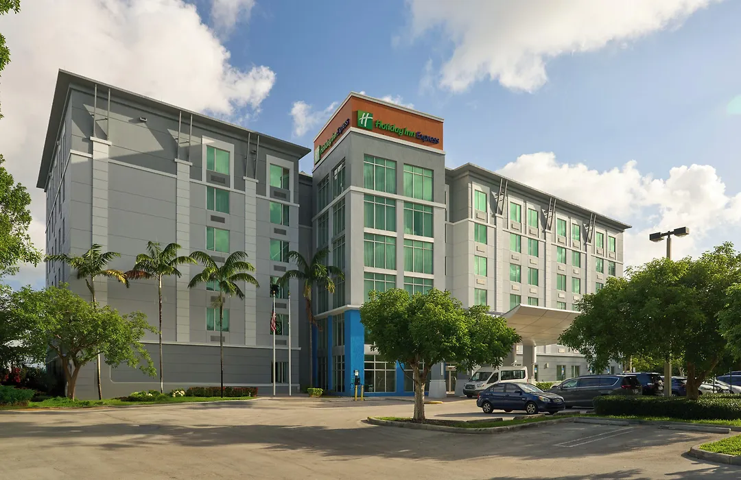 Holiday Inn Express Miami Airport-Blue Lagoon Area By Ihg-1