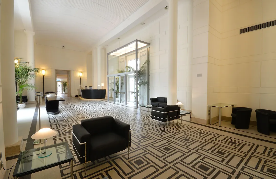 Palazzo Esedra-1