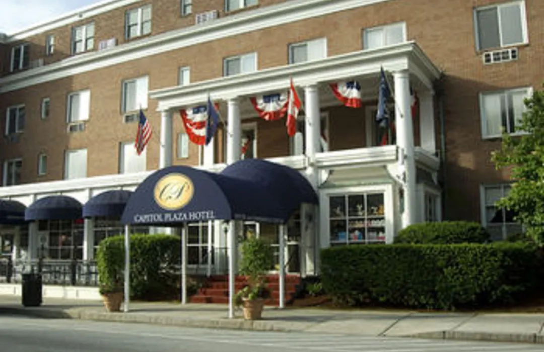 Capitol Plaza Hotel Montpelier Tapestry Collection By Hilton-1
