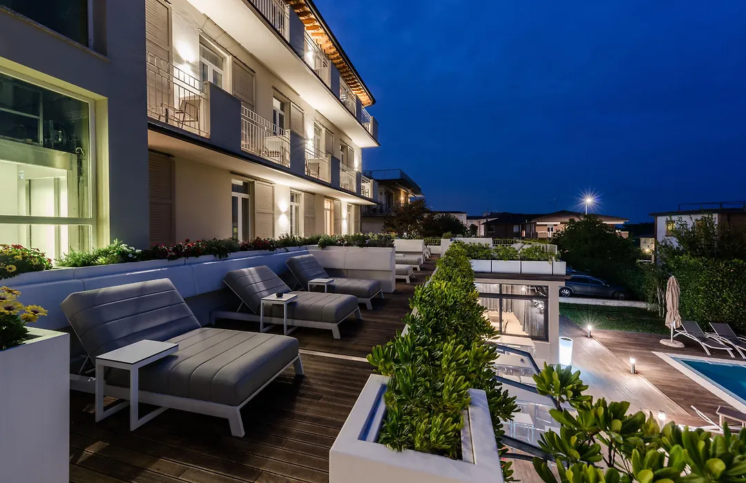 Hotel Palazzo Del Garda & Spa-1