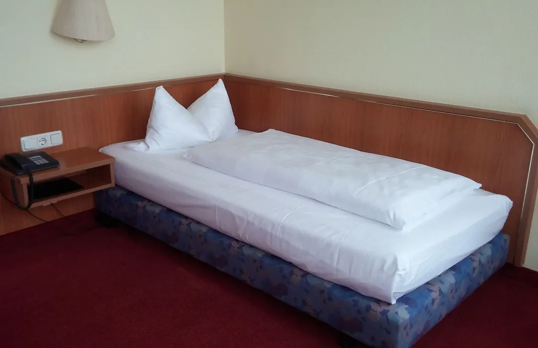 Hotel Berliner Ring-1