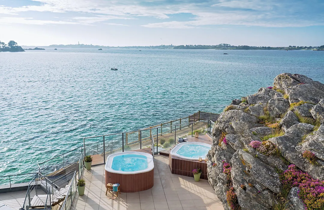 Résidences Les Jardins et Terrasses De Rockroum-1