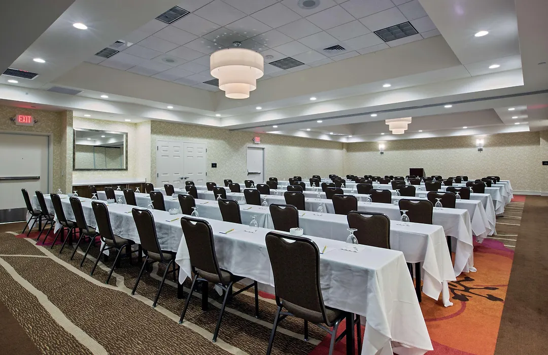 Hilton Garden Inn Lincoln Downtown/Haymarket-1