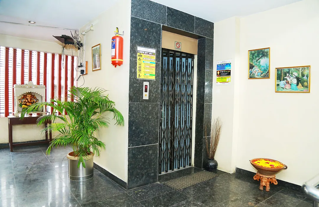 Hotel Geetanjali-1