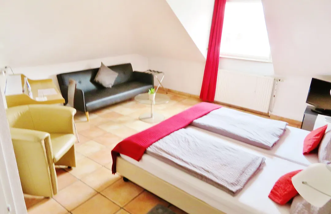 Hotel Burgblick-1