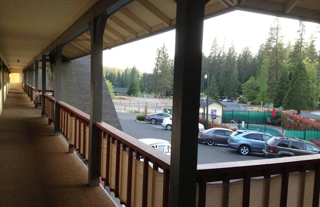 Wildwood Inn-1