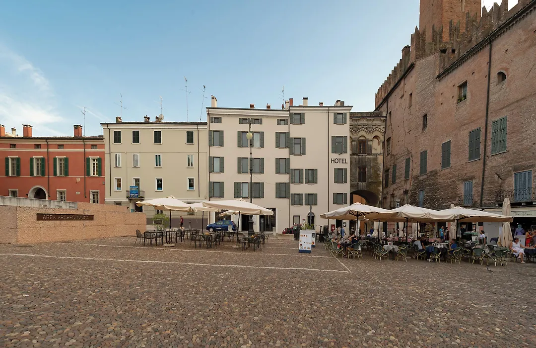 Hotel dei Gonzaga-1