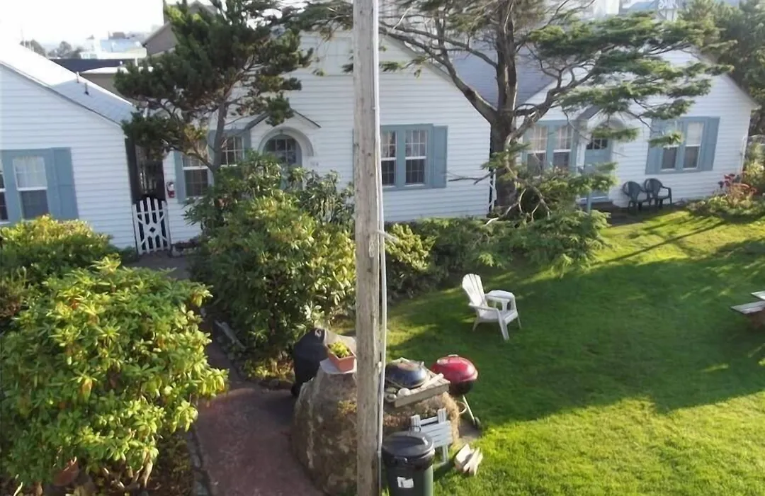 Hillcrest Inn-1