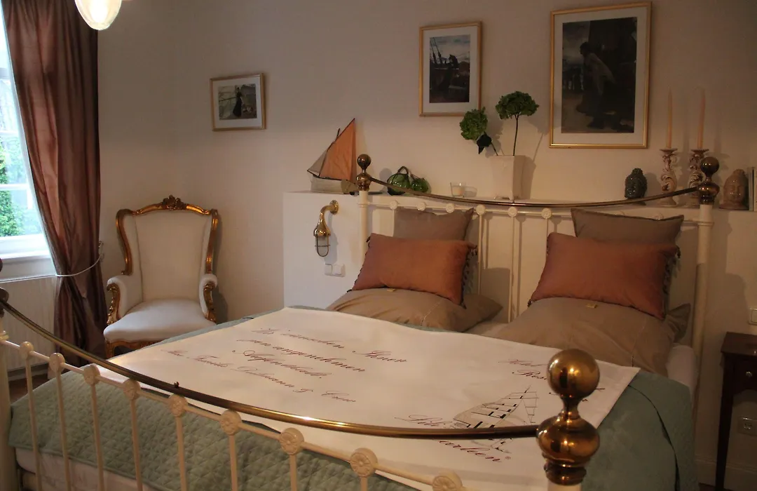 Hotel Lili Marleen-1