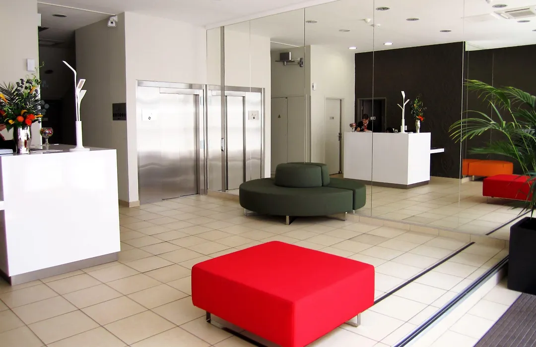 Lagrange Aparthotel Toulouse Saint-Michel-1