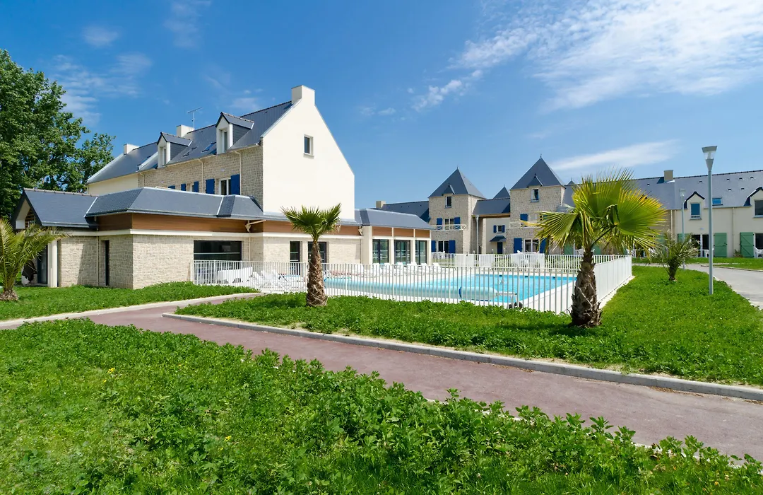 Résidence Néméa Le Domaine des Mauriers-1