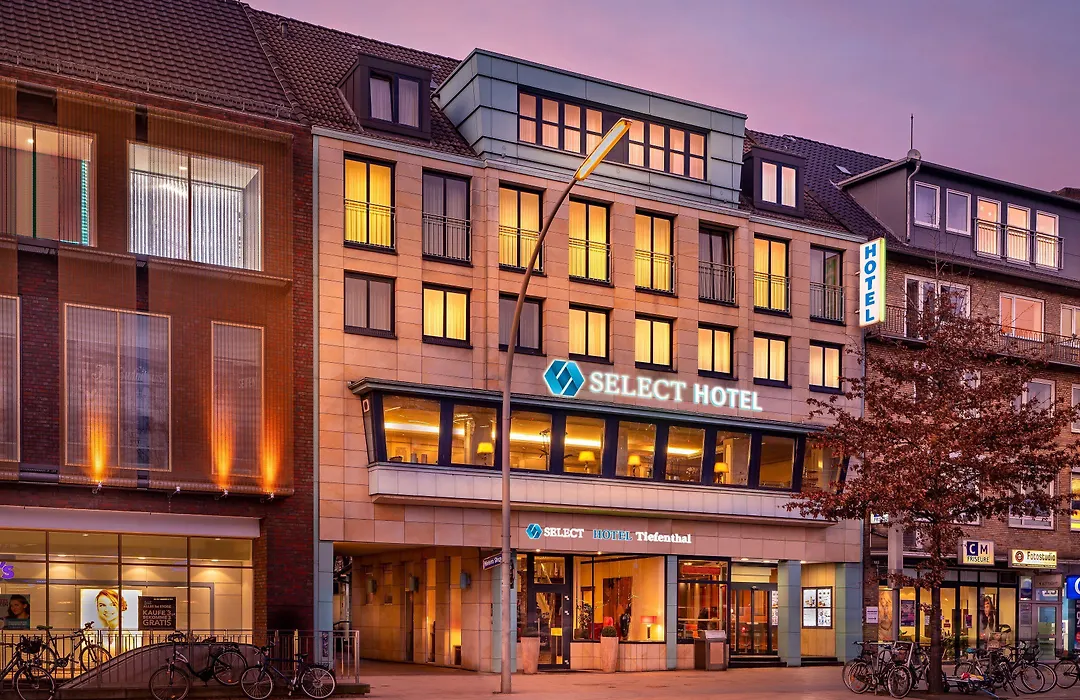 Garner Hotel Hamburg - Wandsbek Marktplatz by IHG-1