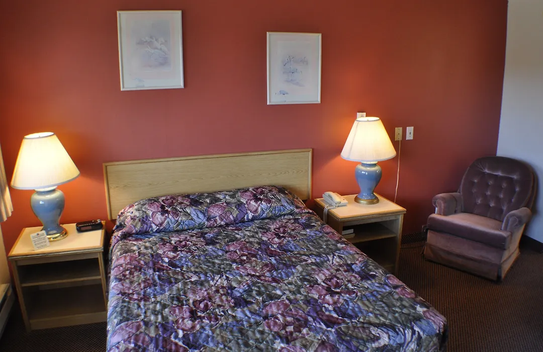 Uptown Inn-1