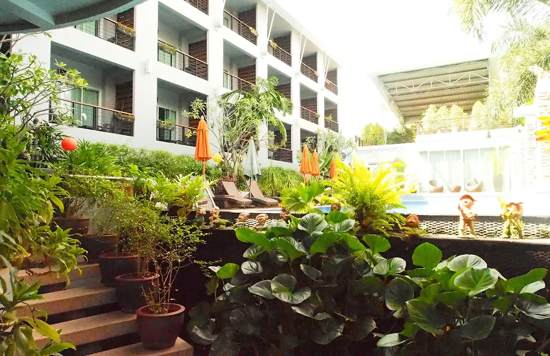 Baan Suwantawe-1