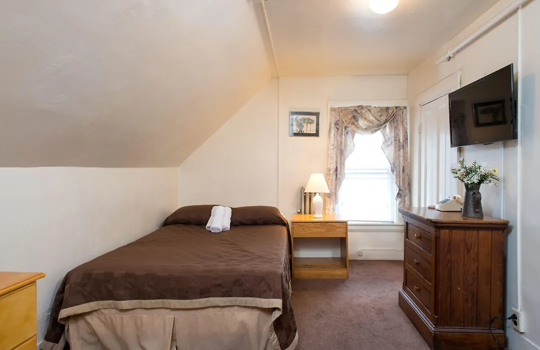 The Farrington Inn-1