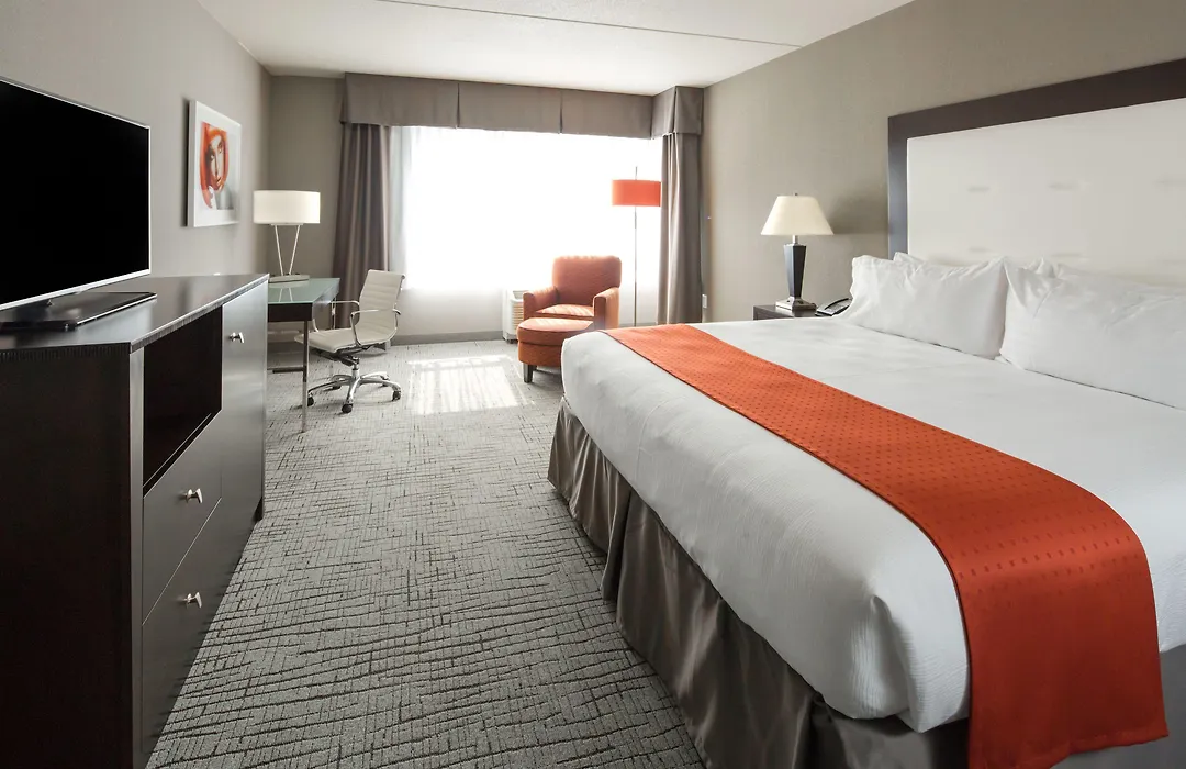 Holiday Inn Hotel & Suites Davenport By Ihg-1