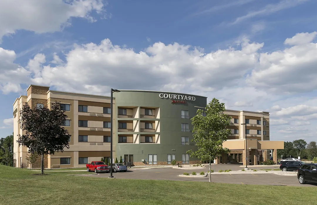 Courtyard By Marriott Battle Creek-1