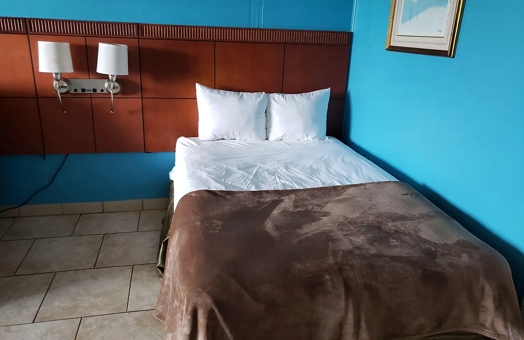 Hunt'S Castle Hotel-1