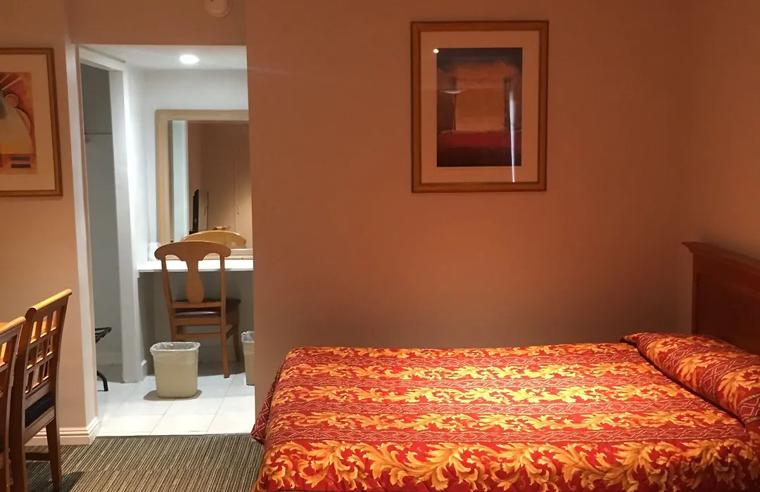 Century Inn At Lax-1