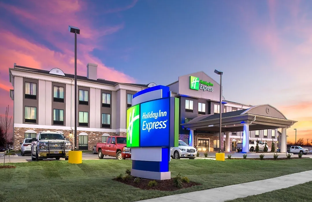 Holiday Inn Express Hutchison By Ihg-1